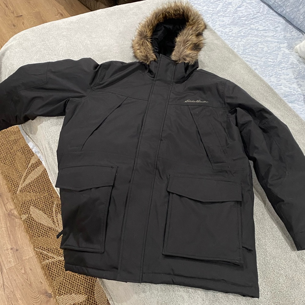 Eddie Bauer puffed jacket